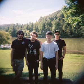 Clique band Topshelf Records