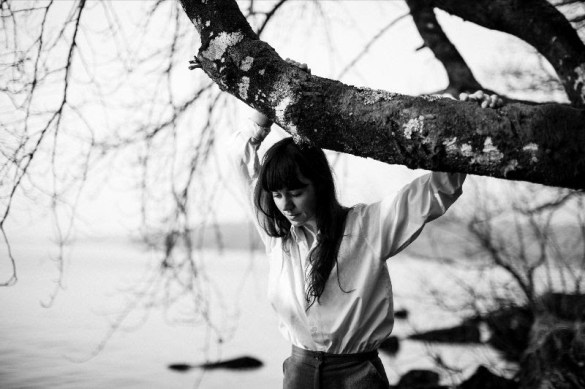 Molly Linen When They Didn't Care stream